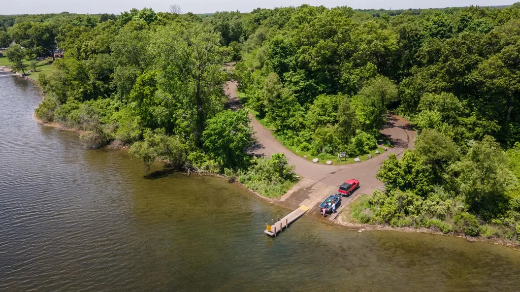 15311 S Barton Lake Drive Schoolcraft Township MI 49097