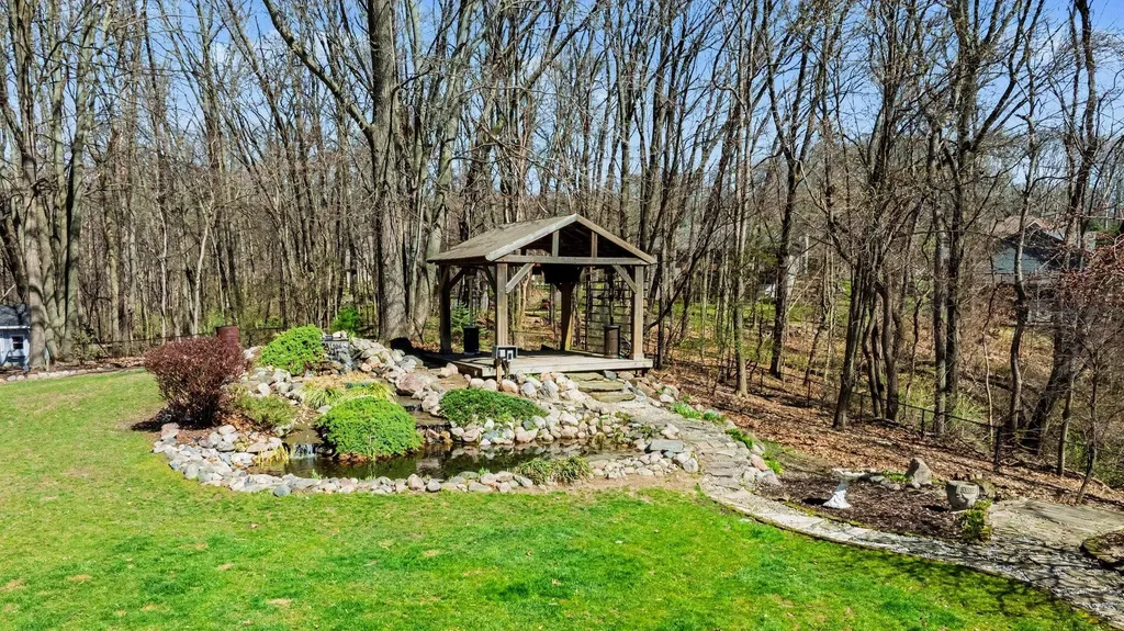 6390 Shugarbush Trail Oshtemo Charter Township MI 49009