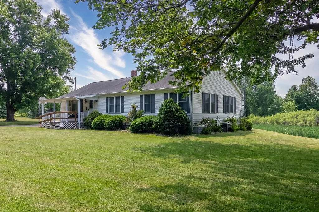 6125 W X Y Avenue Prairie Ronde Township MI 49087
