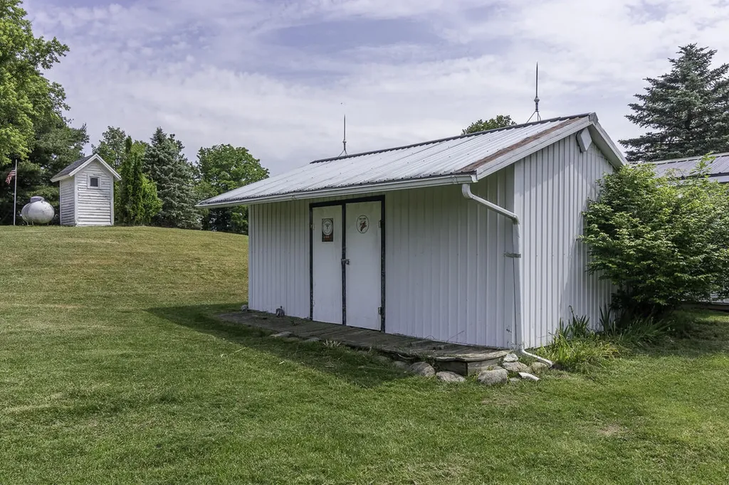 6125 W X Y Avenue Prairie Ronde Township MI 49087