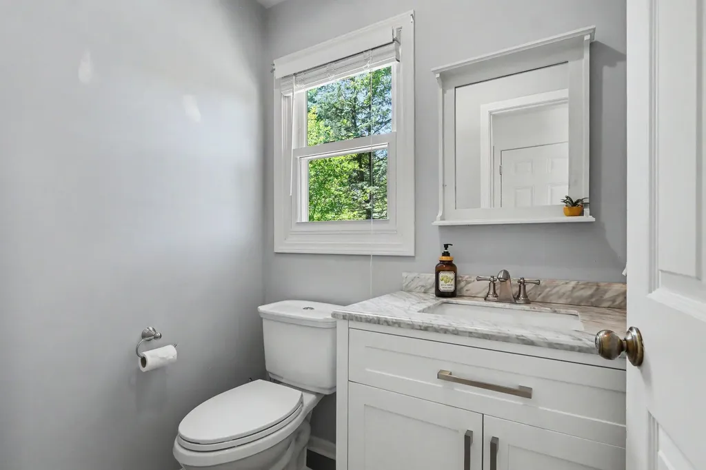 6670 Pleasantview Drive Portage City MI 49024