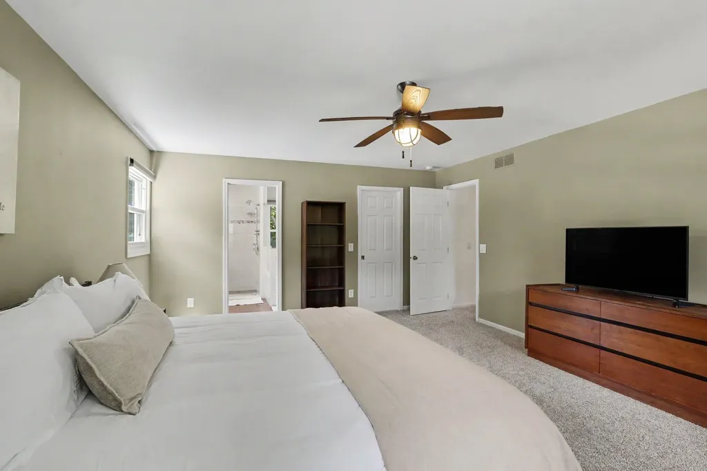 6670 Pleasantview Drive Portage City MI 49024