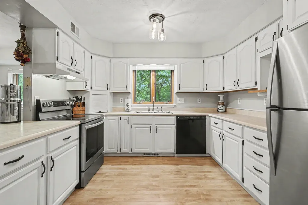 2985 W Kirby Road Bedford Charter Township MI 49017