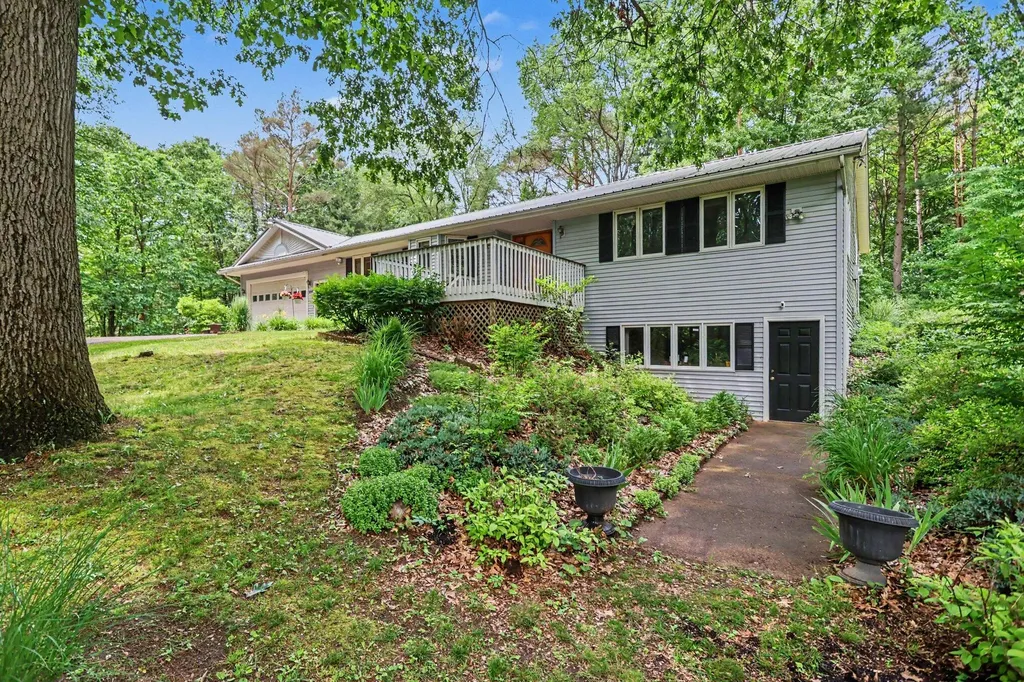 2985 W Kirby Road Bedford Charter Township MI 49017