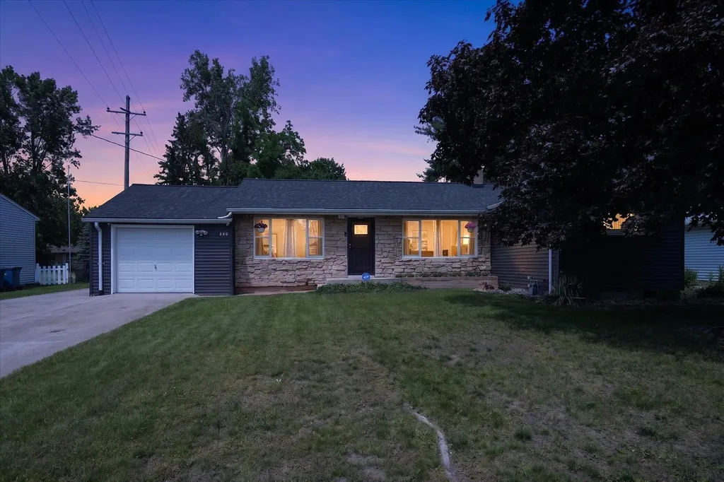 340 Lakeshore Drive Battle Creek City MI 49015
