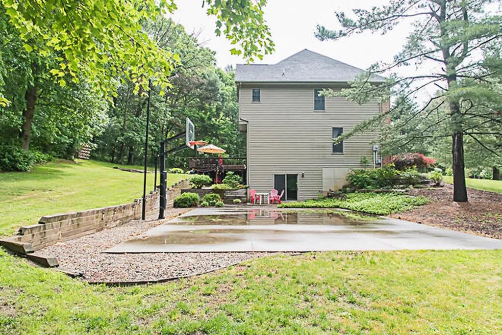 25 Christian Drive Emmett Charter Township MI 49014