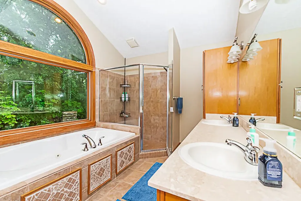 25 Christian Drive Emmett Charter Township MI 49014