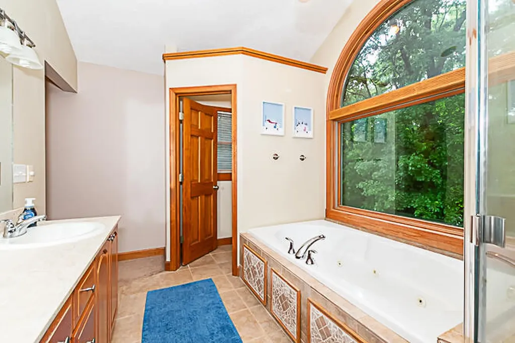 25 Christian Drive Emmett Charter Township MI 49014