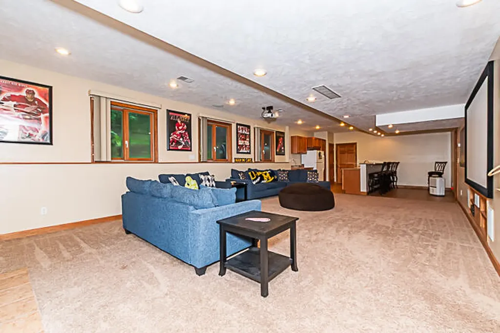 25 Christian Drive Emmett Charter Township MI 49014