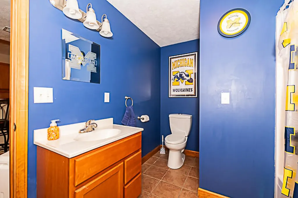25 Christian Drive Emmett Charter Township MI 49014