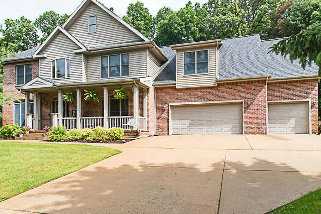 25 Christian Drive Emmett Charter Township MI 49014