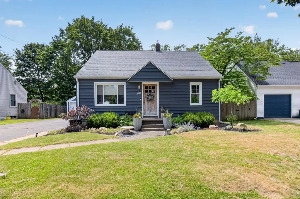 2915 Lorraine Avenue Kalamazoo City MI 49008