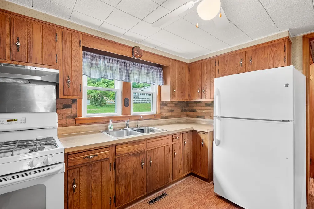2380 33rd Street Allegan Township MI 49010