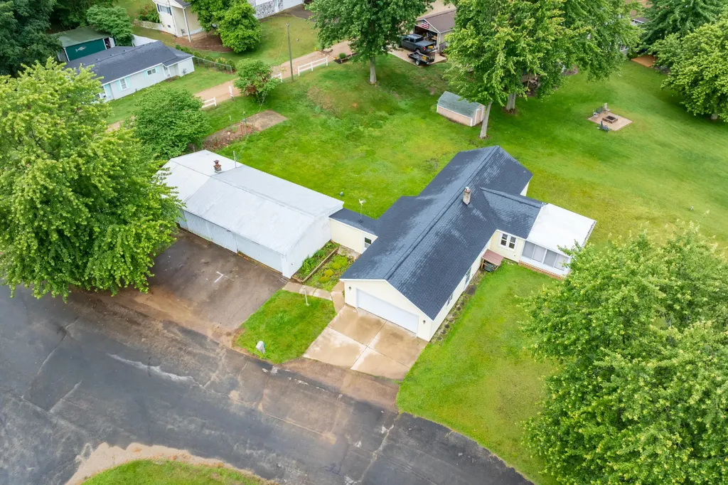 2380 33rd Street Allegan Township MI 49010