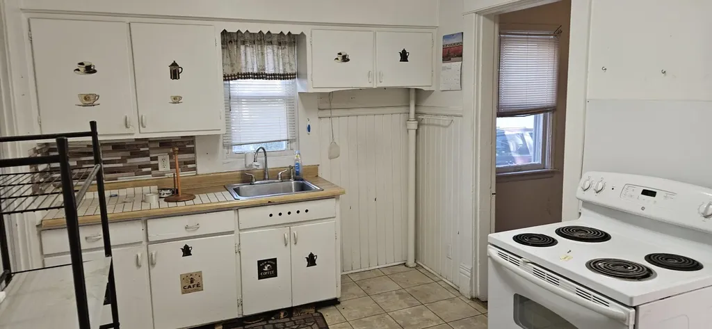 1111 E Stockbridge Avenue Kalamazoo City MI 49001