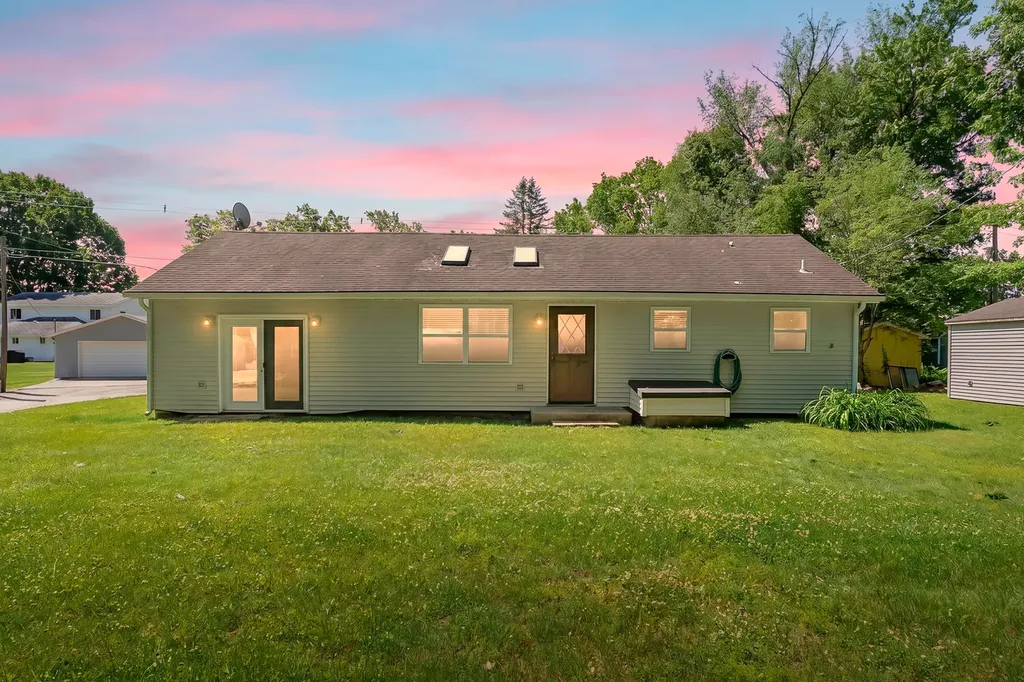 32851 Lake Drive Porter Township MI 49065