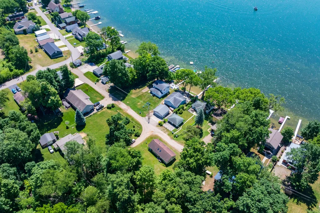 32851 Lake Drive Porter Township MI 49065