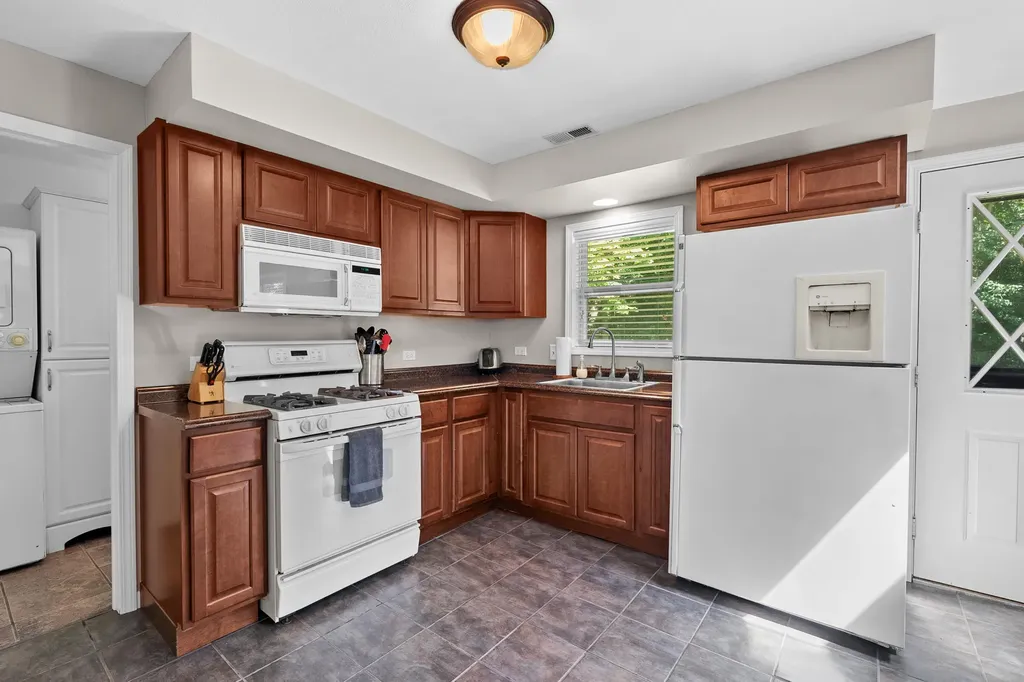 32851 Lake Drive Porter Township MI 49065