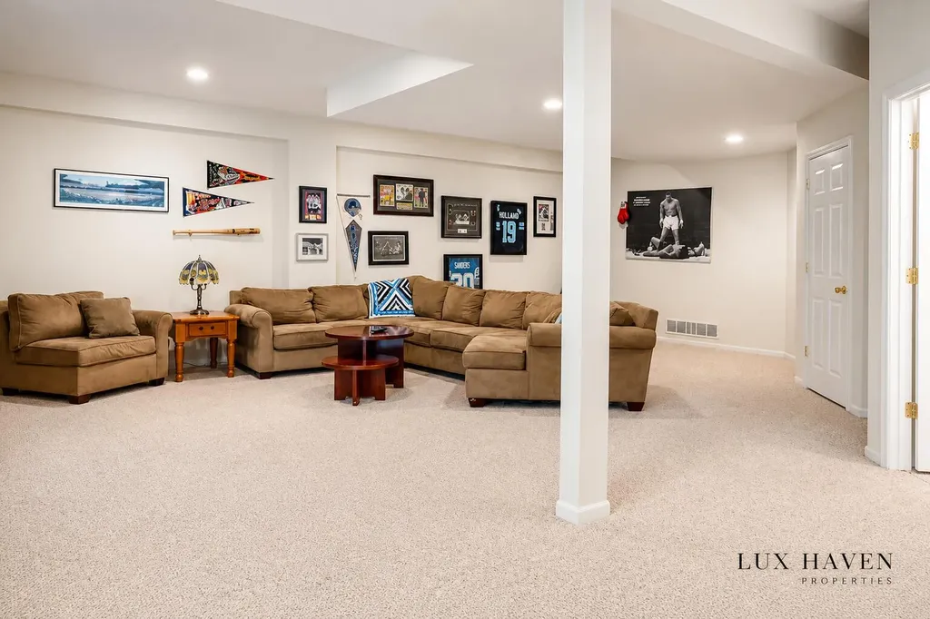 9861 Chambray Street Portage City MI 49002