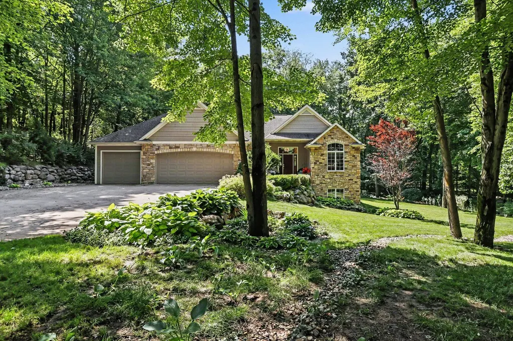 9428 Marshwood Drive Richland Township MI 49083