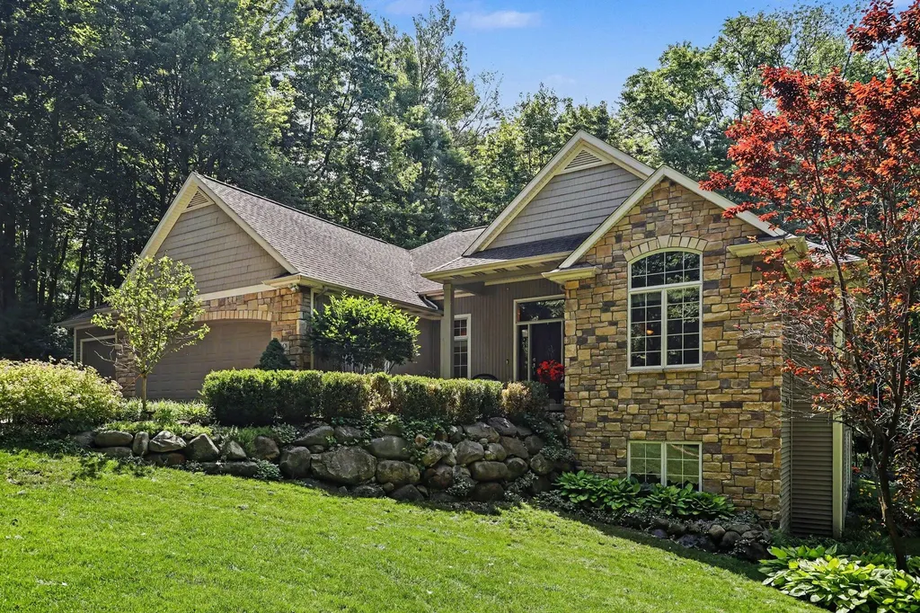 9428 Marshwood Drive Richland Township MI 49083