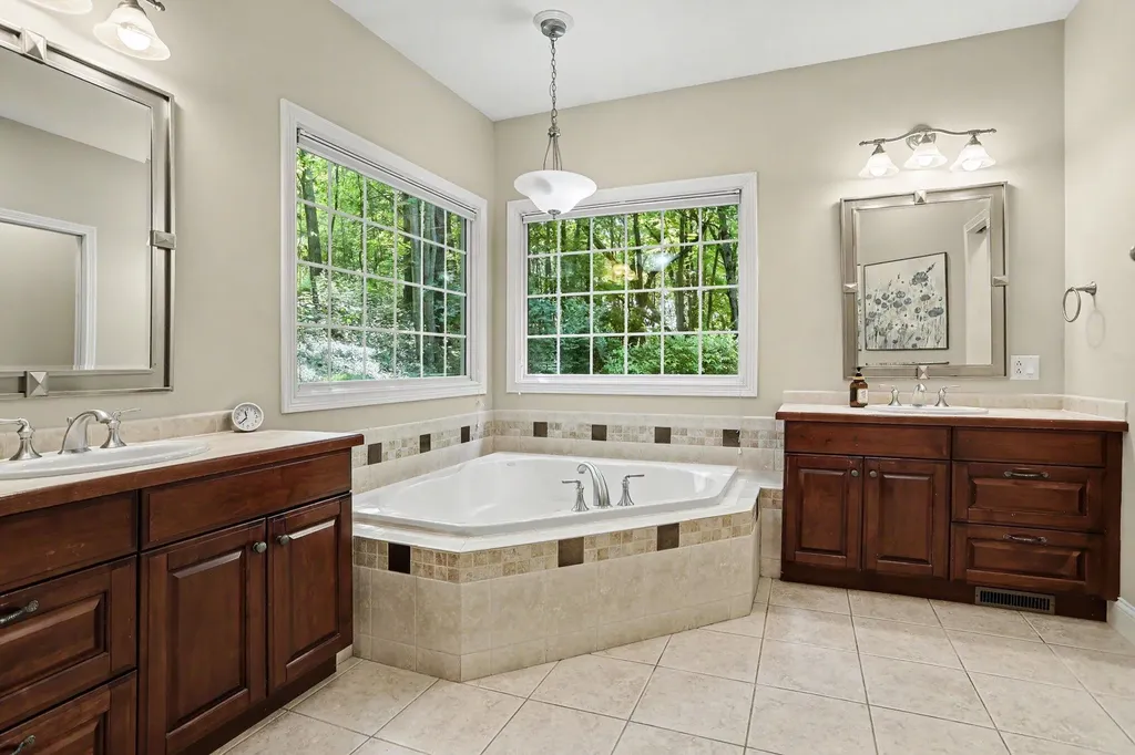 9428 Marshwood Drive Richland Township MI 49083