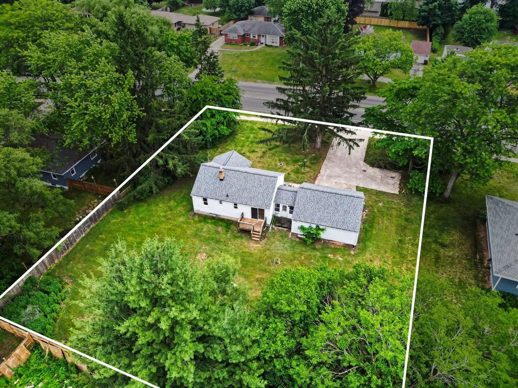 665 4 Mile Road NW Alpine Township MI 49321
