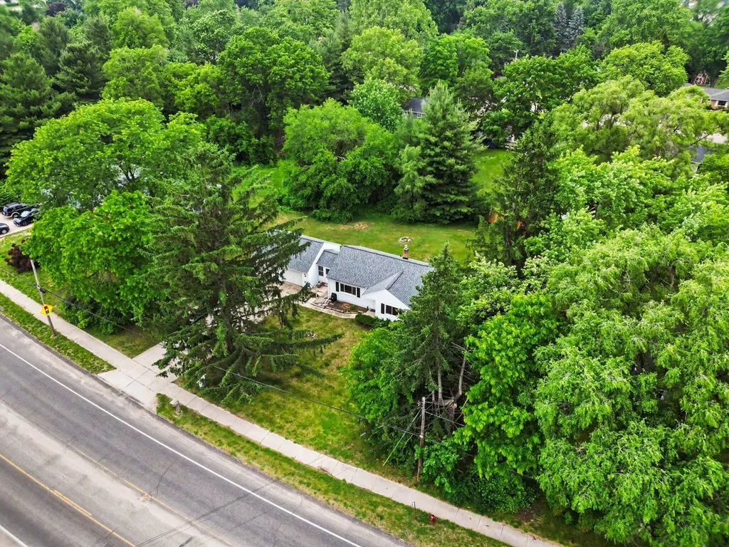 665 4 Mile Road NW Alpine Township MI 49321