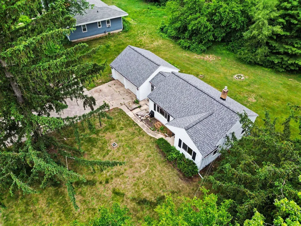 665 4 Mile Road NW Alpine Township MI 49321
