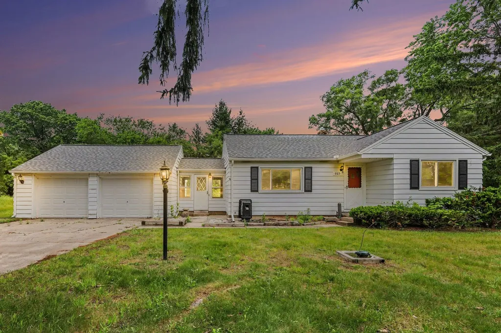 665 4 Mile Road NW Alpine Township MI 49321