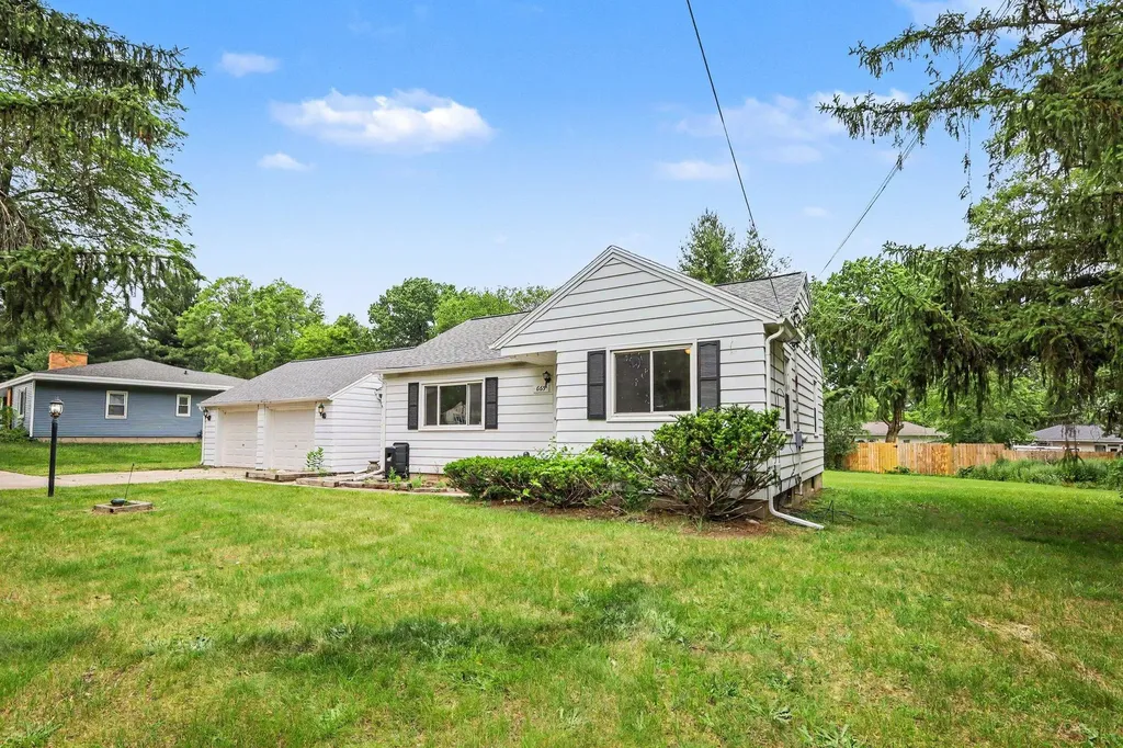 665 4 Mile Road NW Alpine Township MI 49321