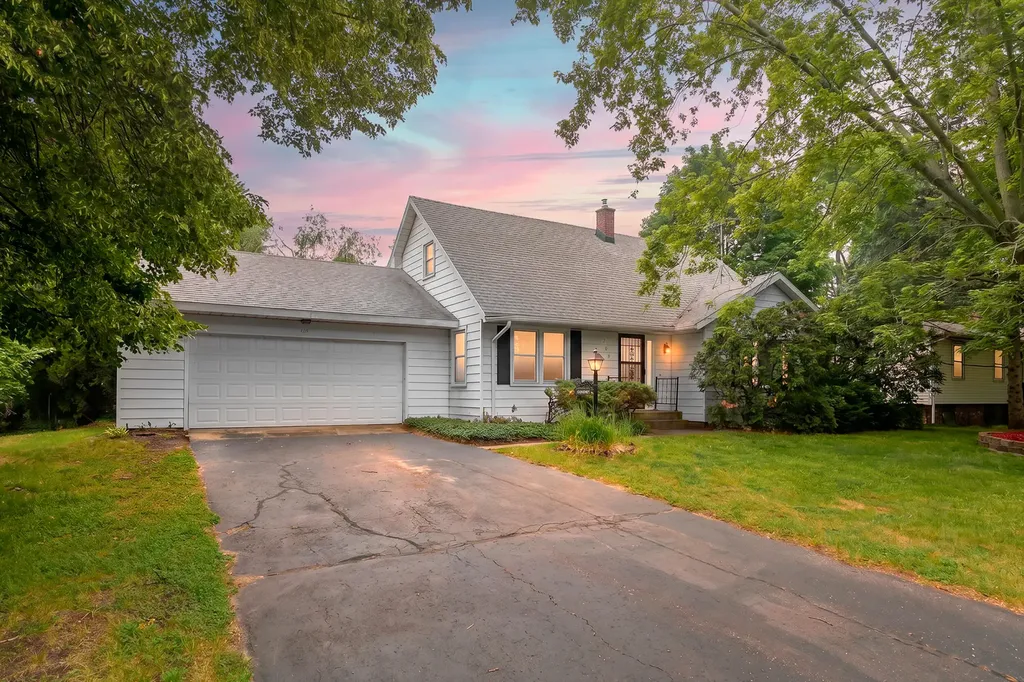 709 Brookside Drive Otsego City MI 49078