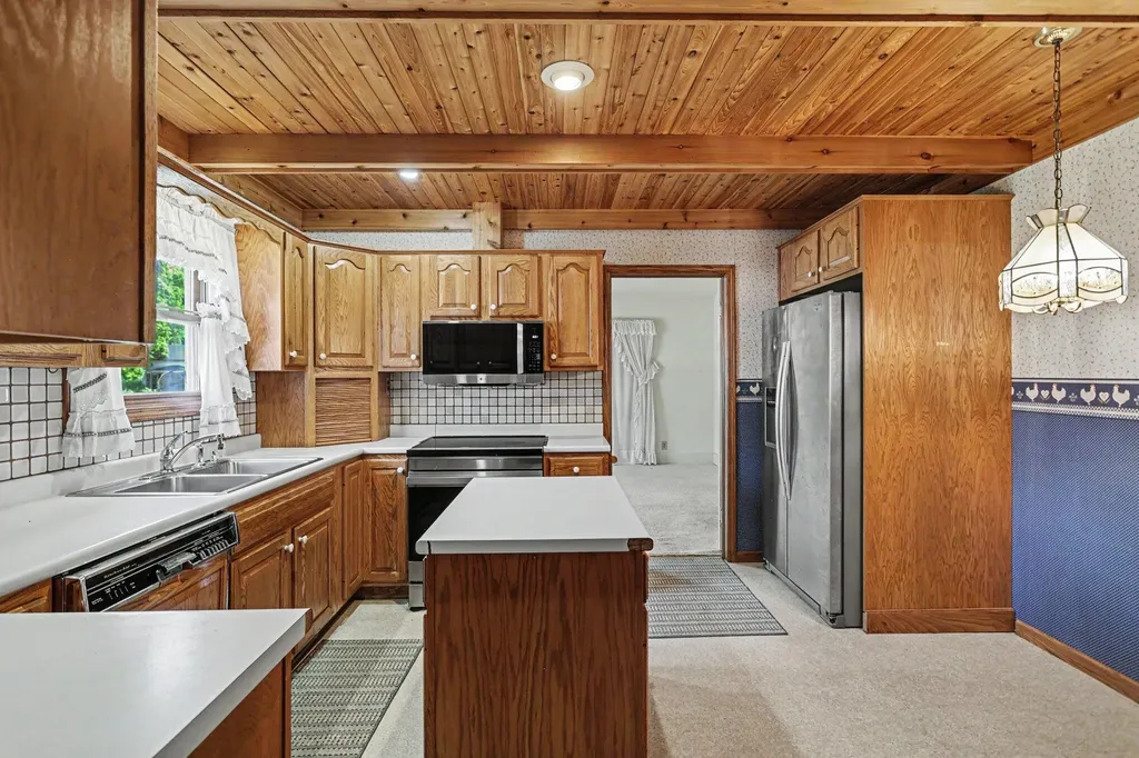 8596 S 36th Street S Pavilion Township MI 49088