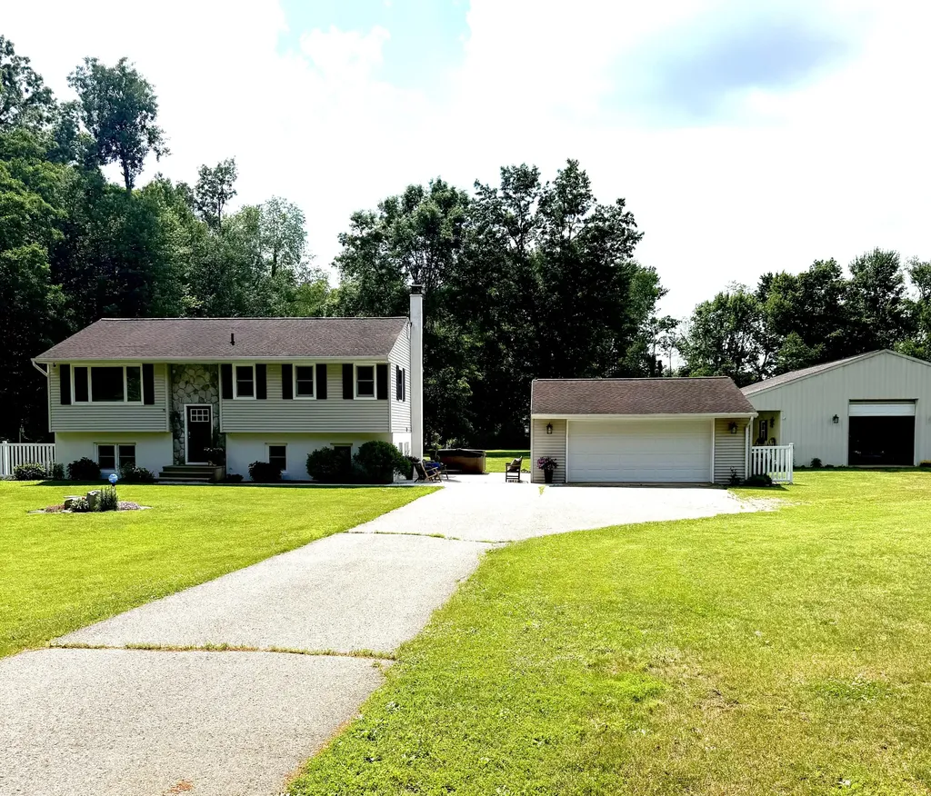 5478 S 31st Street Pavilion Township MI 49048