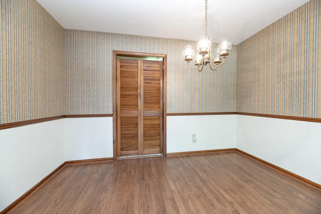 6124 Old Log Trail Oshtemo Charter Township MI 49009