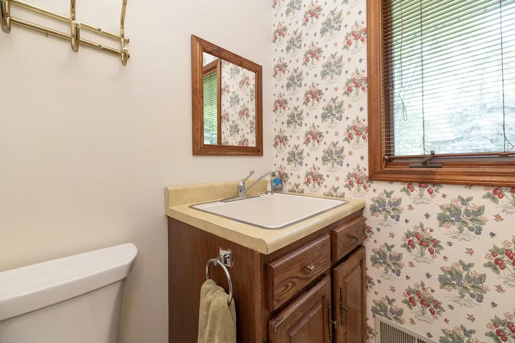 6124 Old Log Trail Oshtemo Charter Township MI 49009