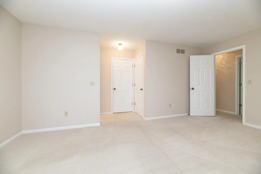 6124 Old Log Trail Oshtemo Charter Township MI 49009