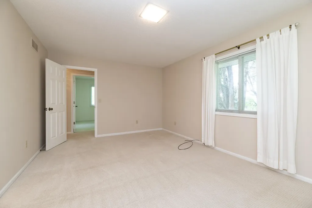 6124 Old Log Trail Oshtemo Charter Township MI 49009