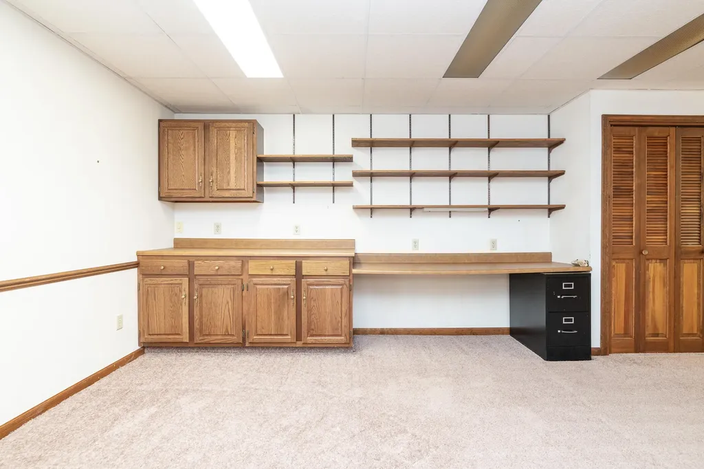 6124 Old Log Trail Oshtemo Charter Township MI 49009