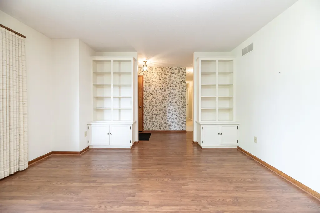 6124 Old Log Trail Oshtemo Charter Township MI 49009