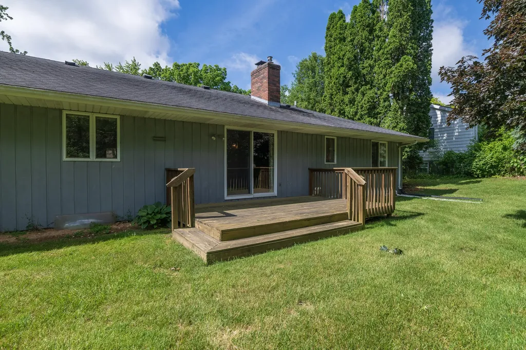 6124 Old Log Trail Oshtemo Charter Township MI 49009