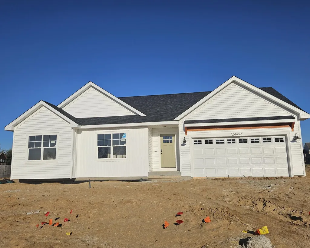 51489 Willis Street Antwerp Township MI 49079