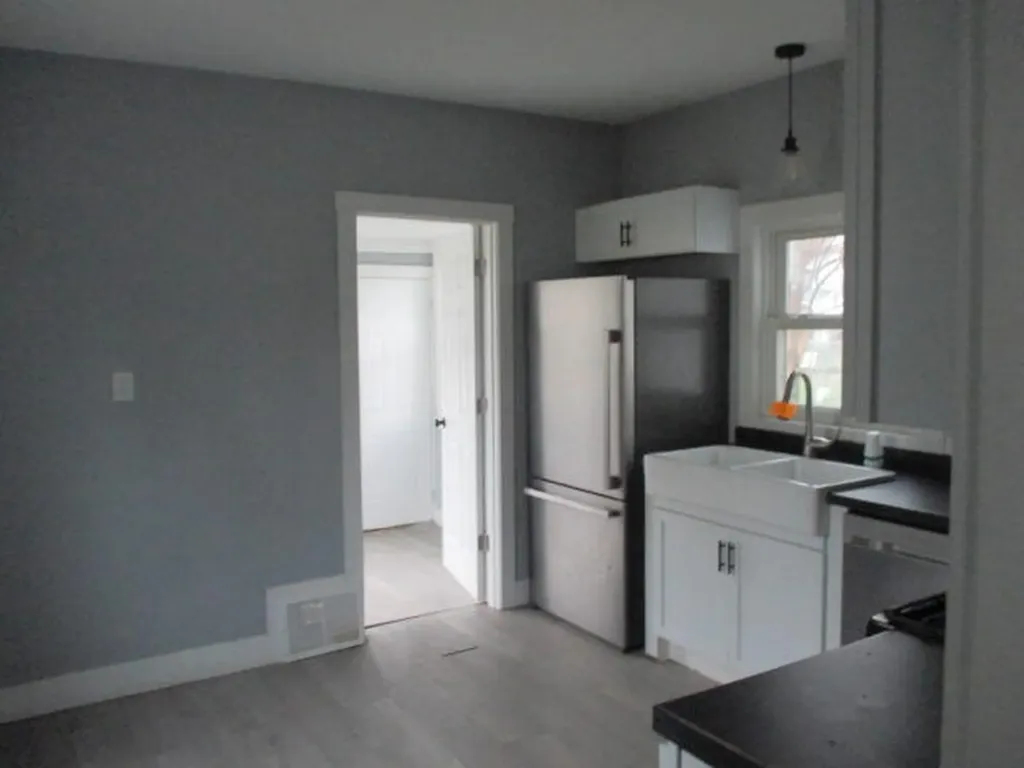 120 Hillsborough Street Hartford City MI 49057