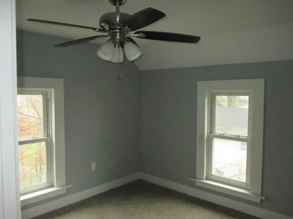 120 Hillsborough Street Hartford City MI 49057