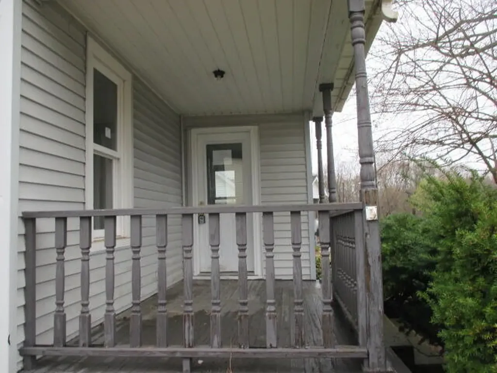 120 Hillsborough Street Hartford City MI 49057