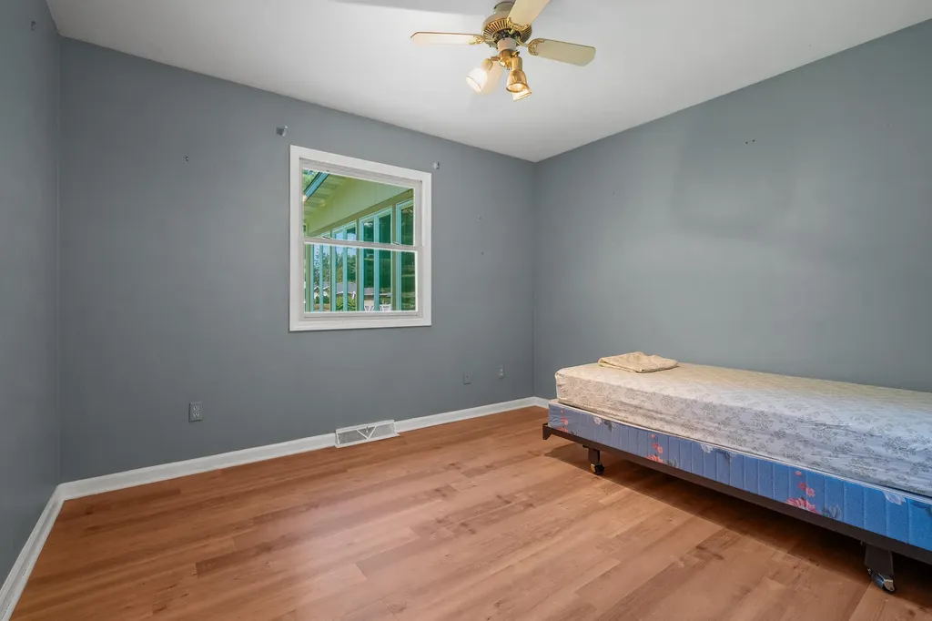 8218 N 37th Street Ross Township MI 49083