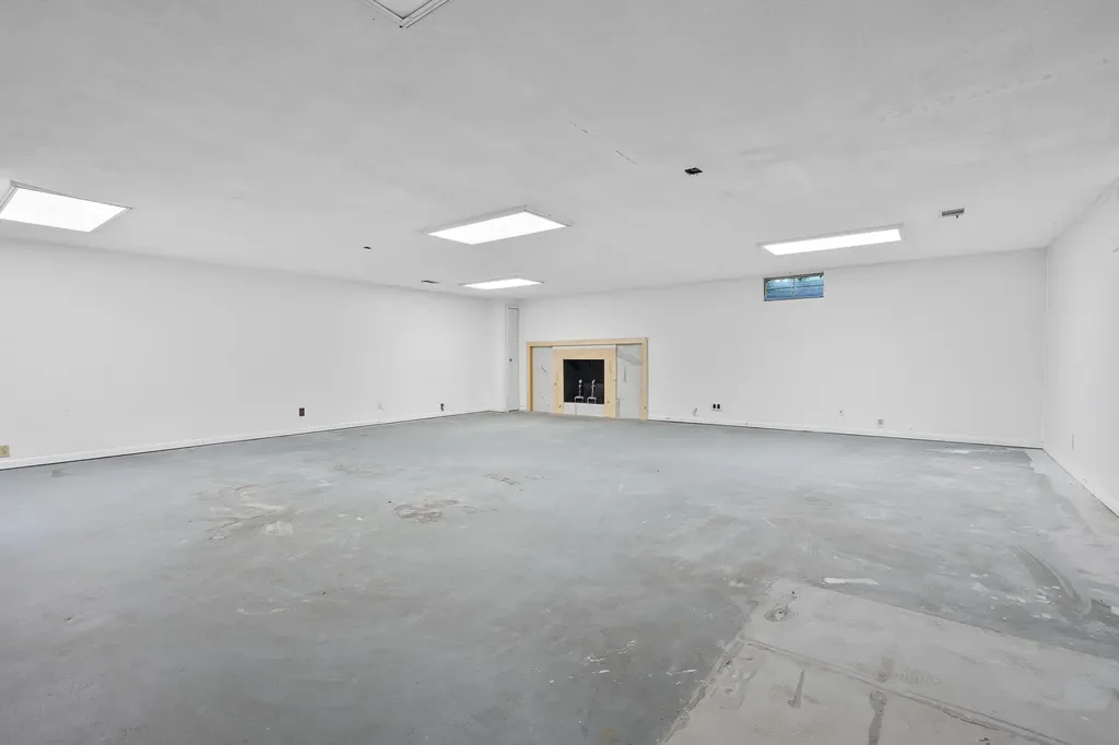 8218 N 37th Street Ross Township MI 49083