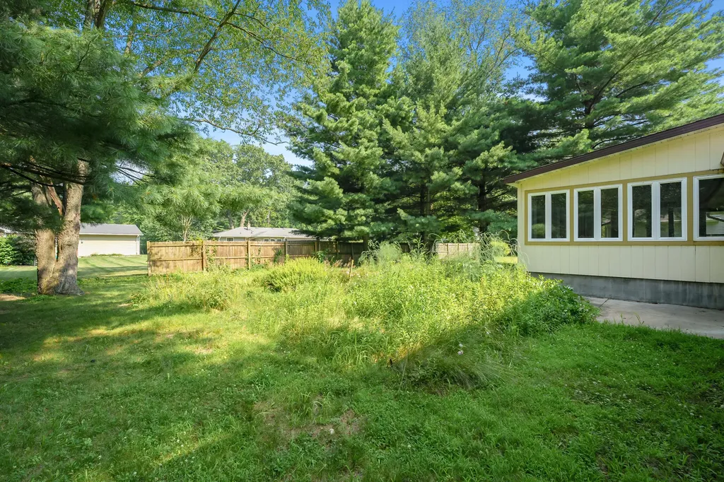 8218 N 37th Street Ross Township MI 49083