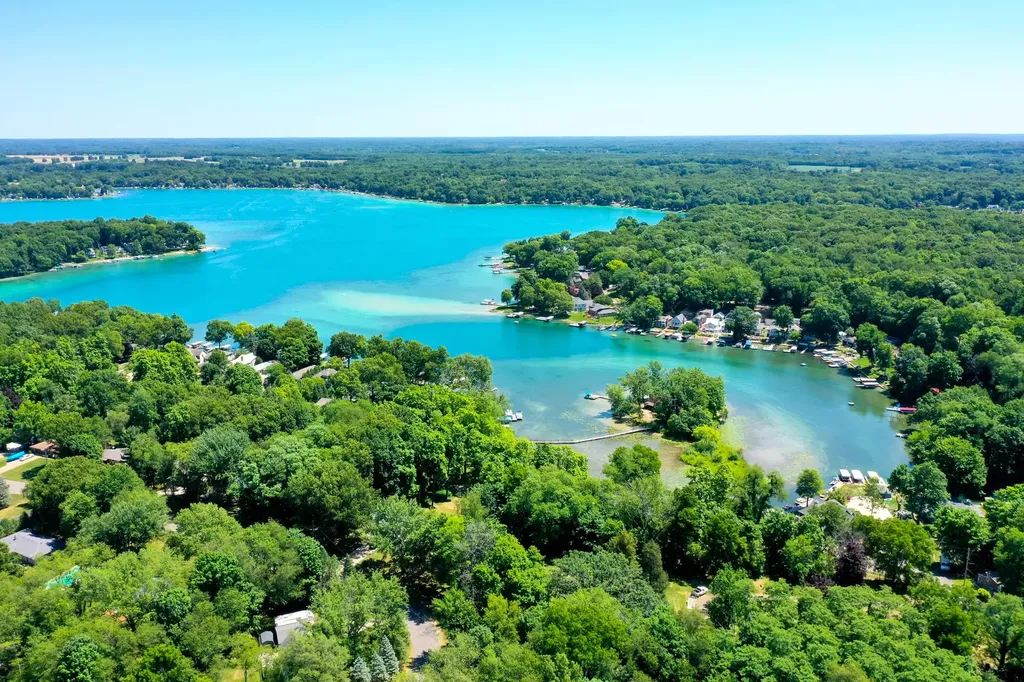 8218 N 37th Street Ross Township MI 49083