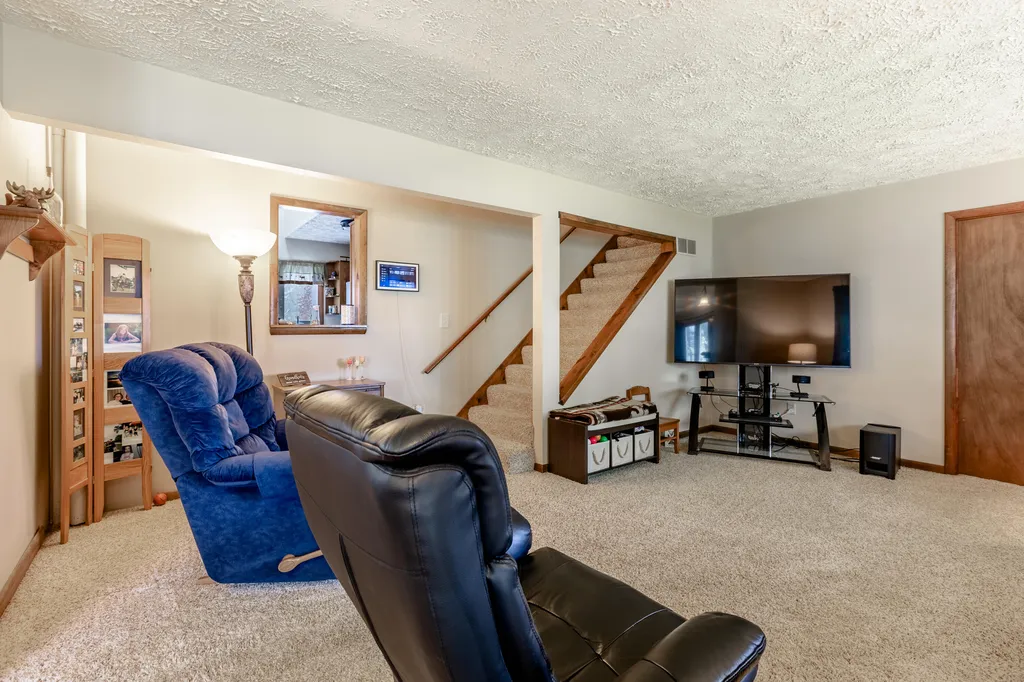 26641 60th Avenue Antwerp Township MI 49071